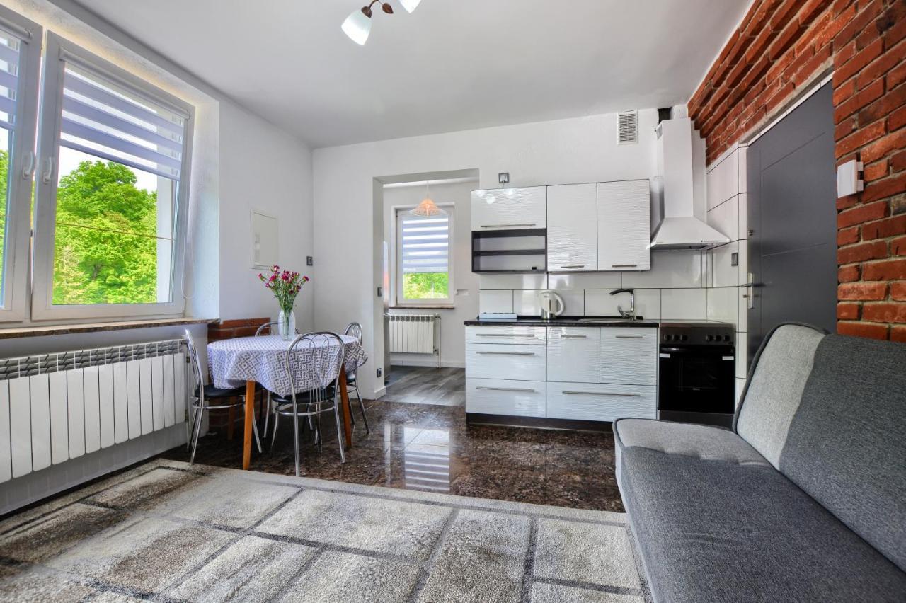 Ceglany Apartament ウストシキ・ドルネ エクステリア 写真