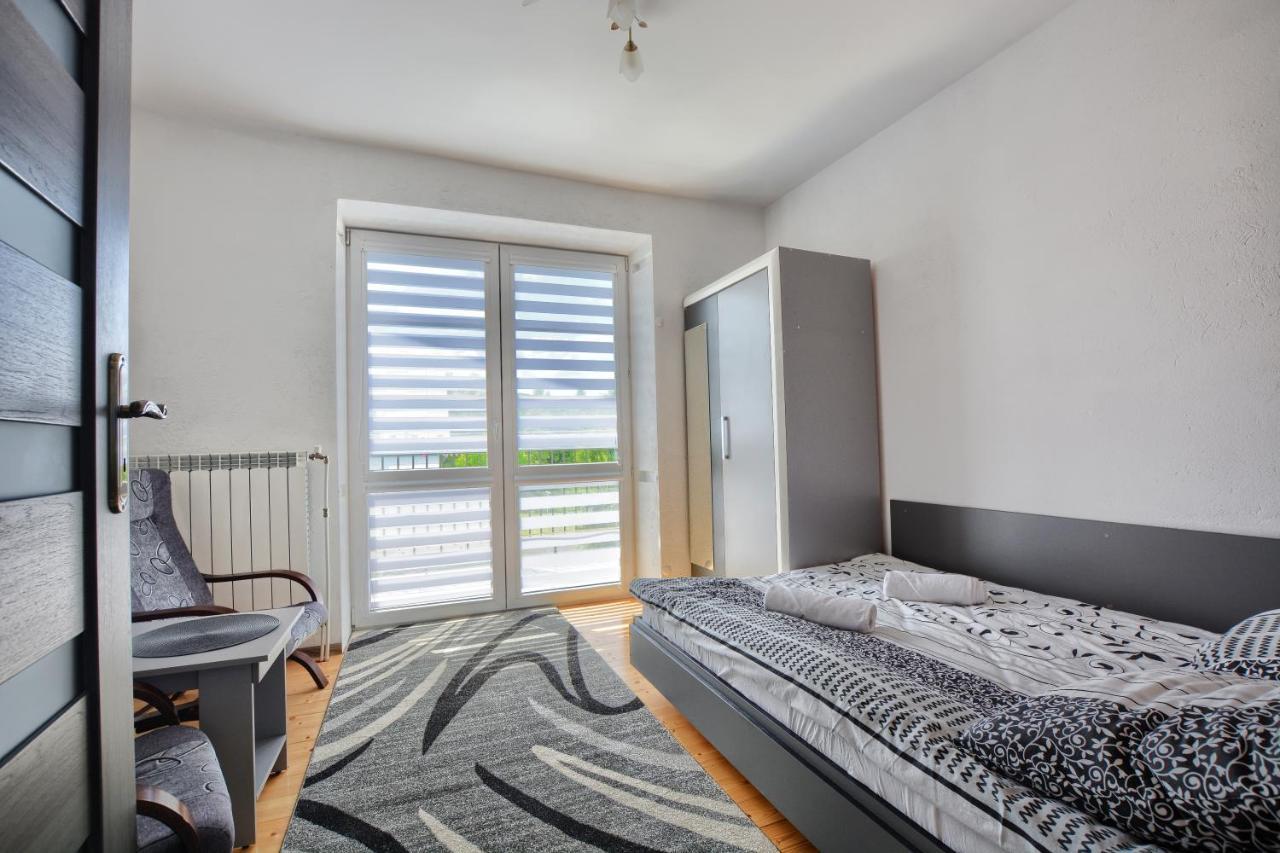 Ceglany Apartament ウストシキ・ドルネ エクステリア 写真