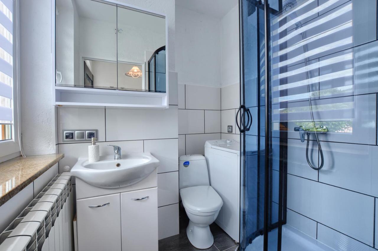 Ceglany Apartament ウストシキ・ドルネ エクステリア 写真