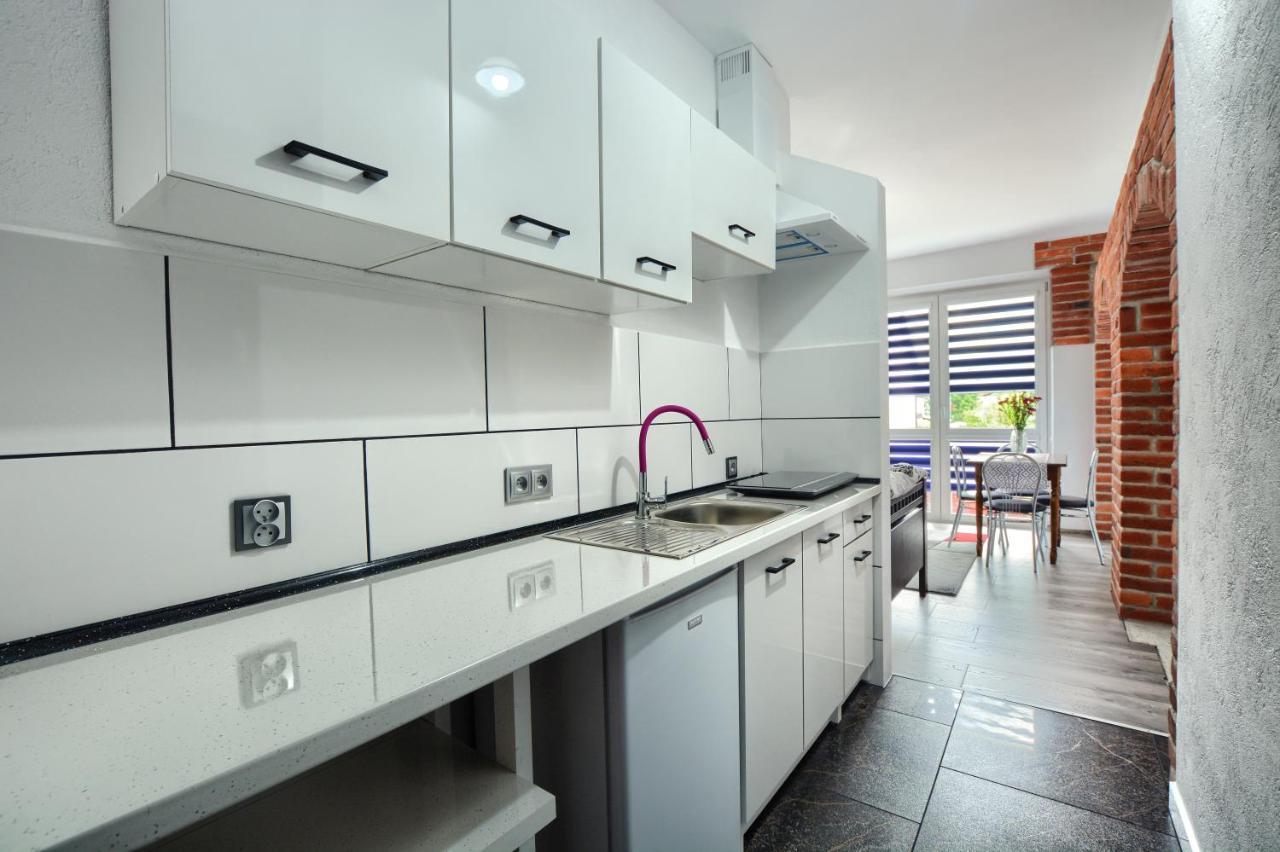 Ceglany Apartament ウストシキ・ドルネ エクステリア 写真